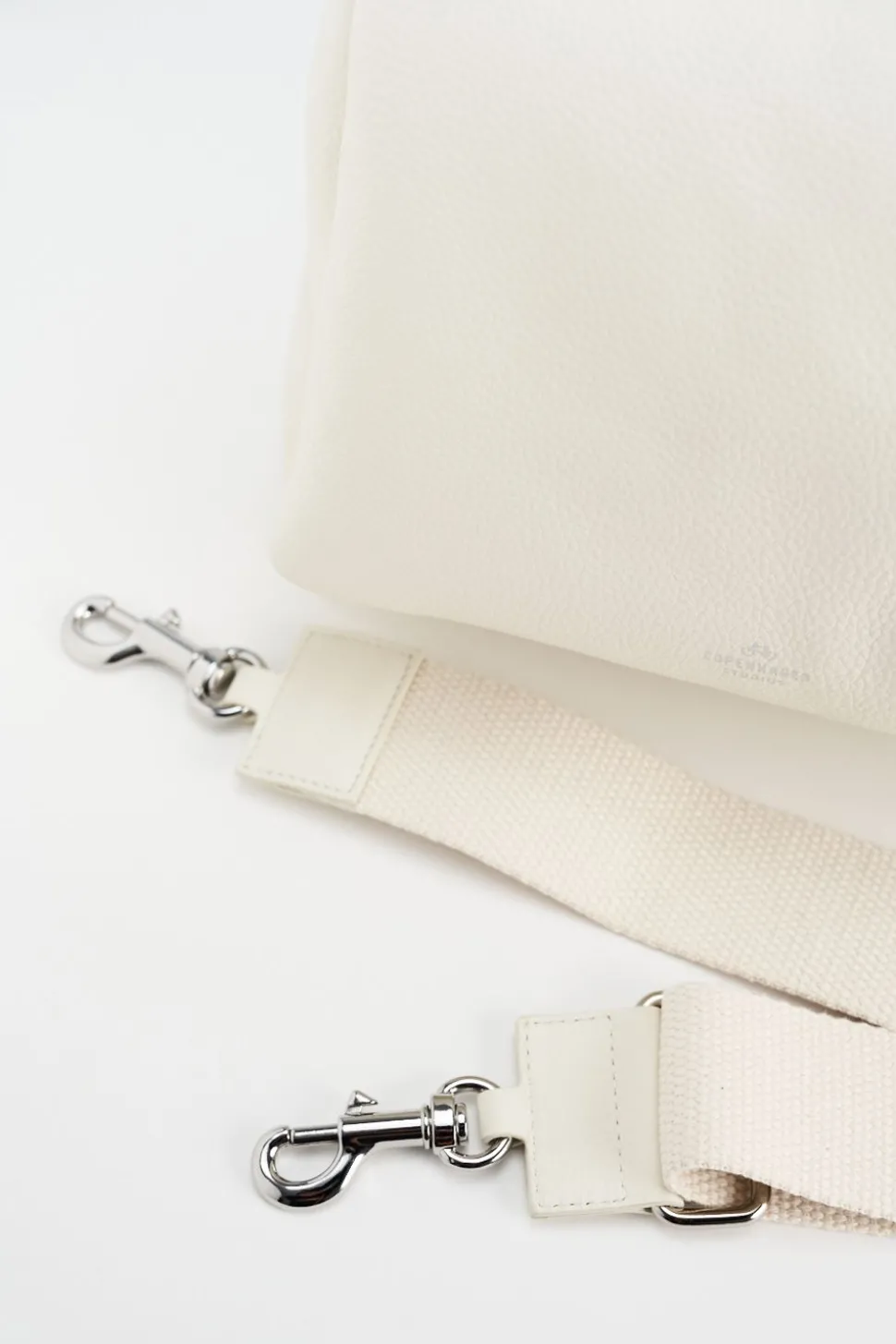 cph_bag__vitello_grain_4.webp COPENHAGEN STUDIOS Cph Bag 11 Vitello Grain^ Tassen